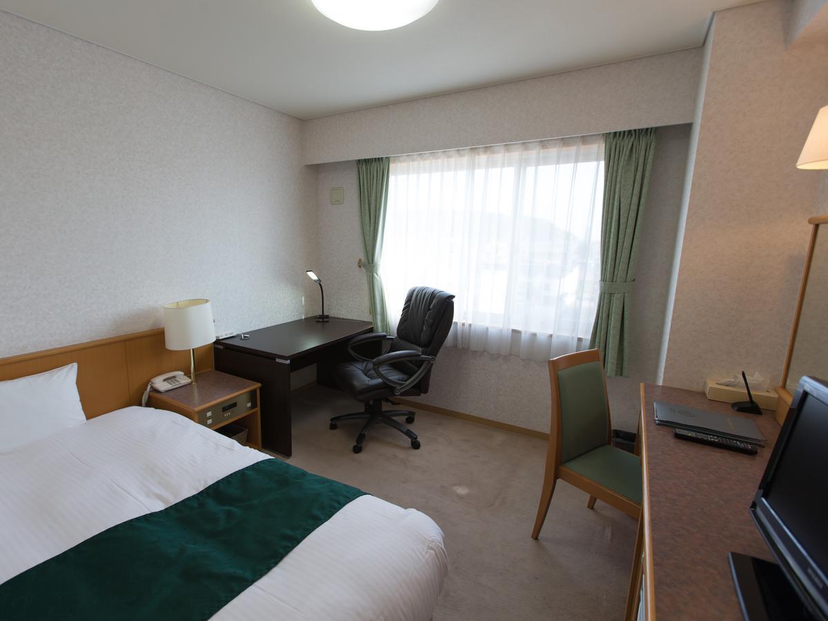Hotel Laurel Shinhidaka Exterior foto